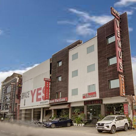 Hotel Venus Plaza Neu-Delhi Exterior foto