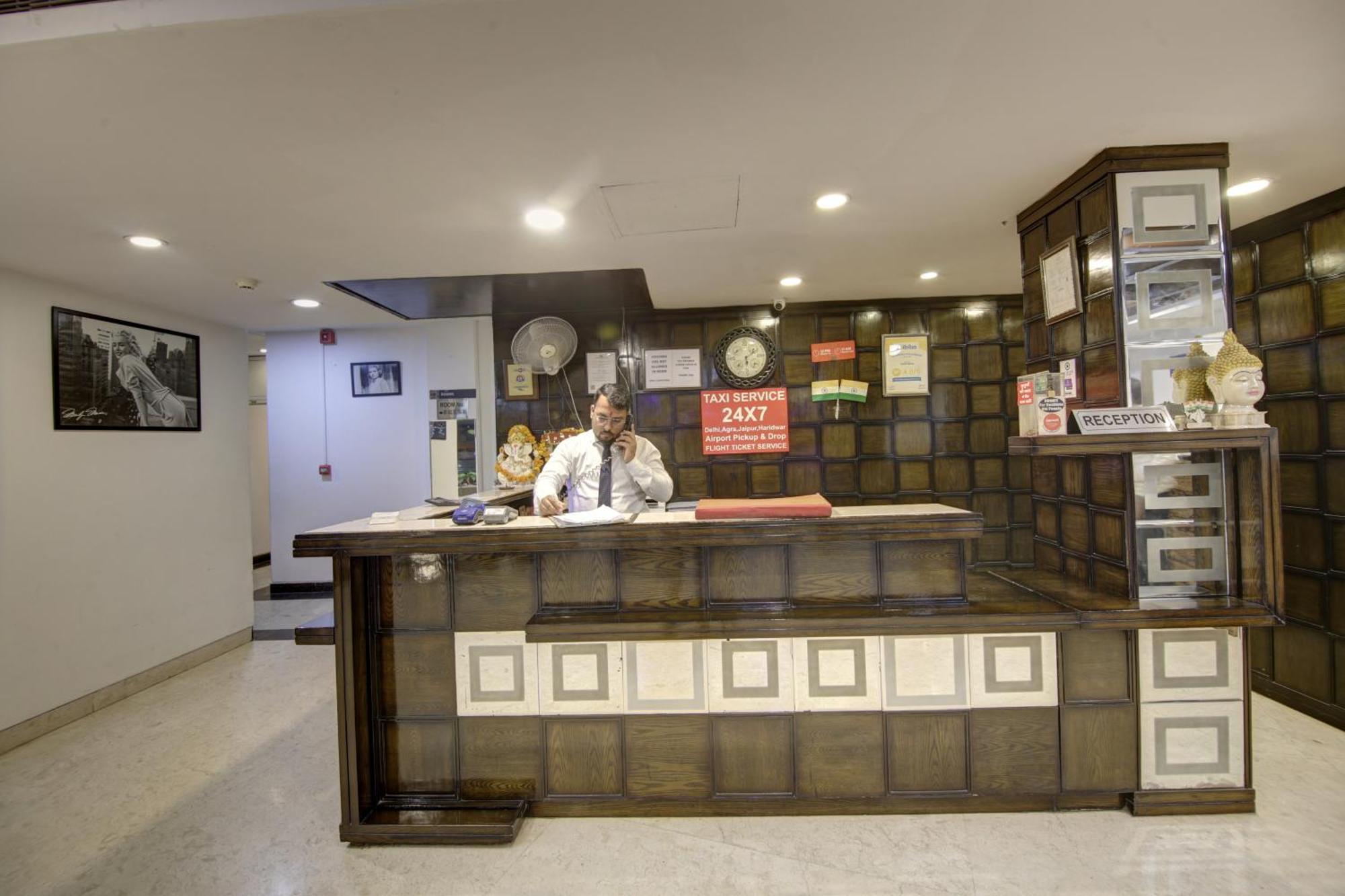 Hotel Venus Plaza Neu-Delhi Exterior foto