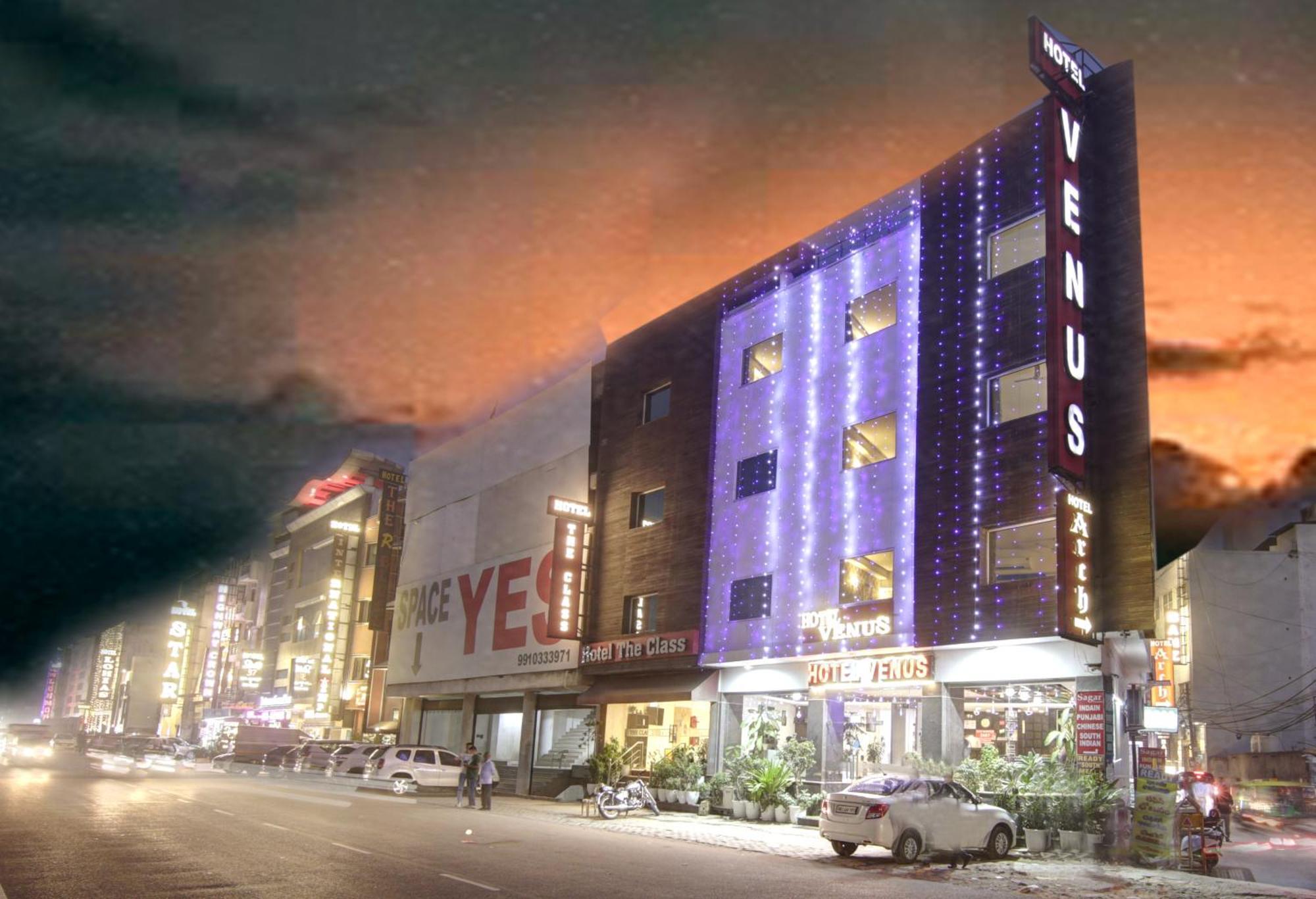 Hotel Venus Plaza Neu-Delhi Exterior foto