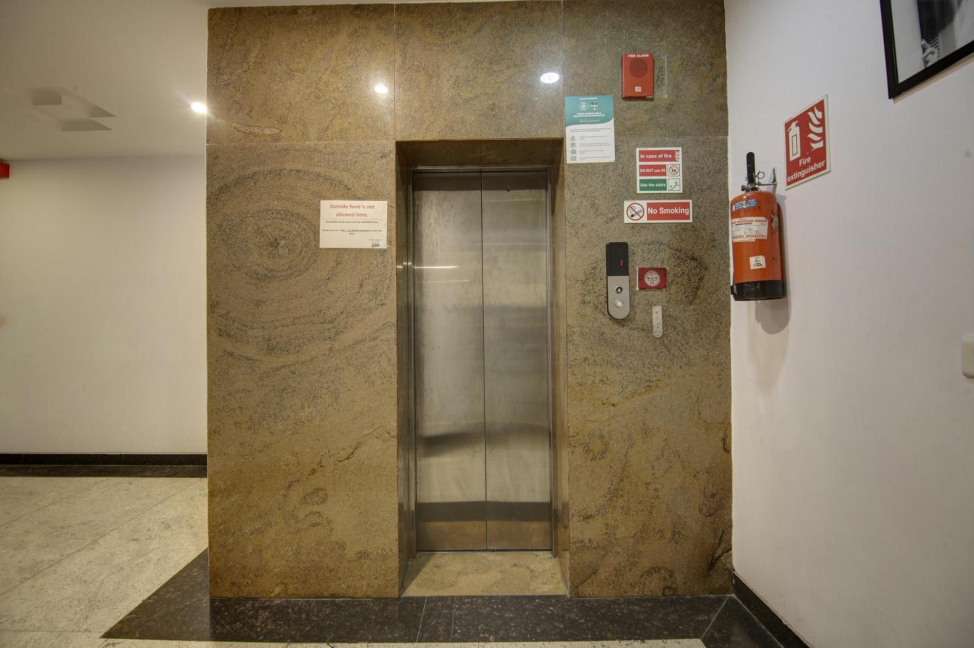 Hotel Venus Plaza Neu-Delhi Exterior foto