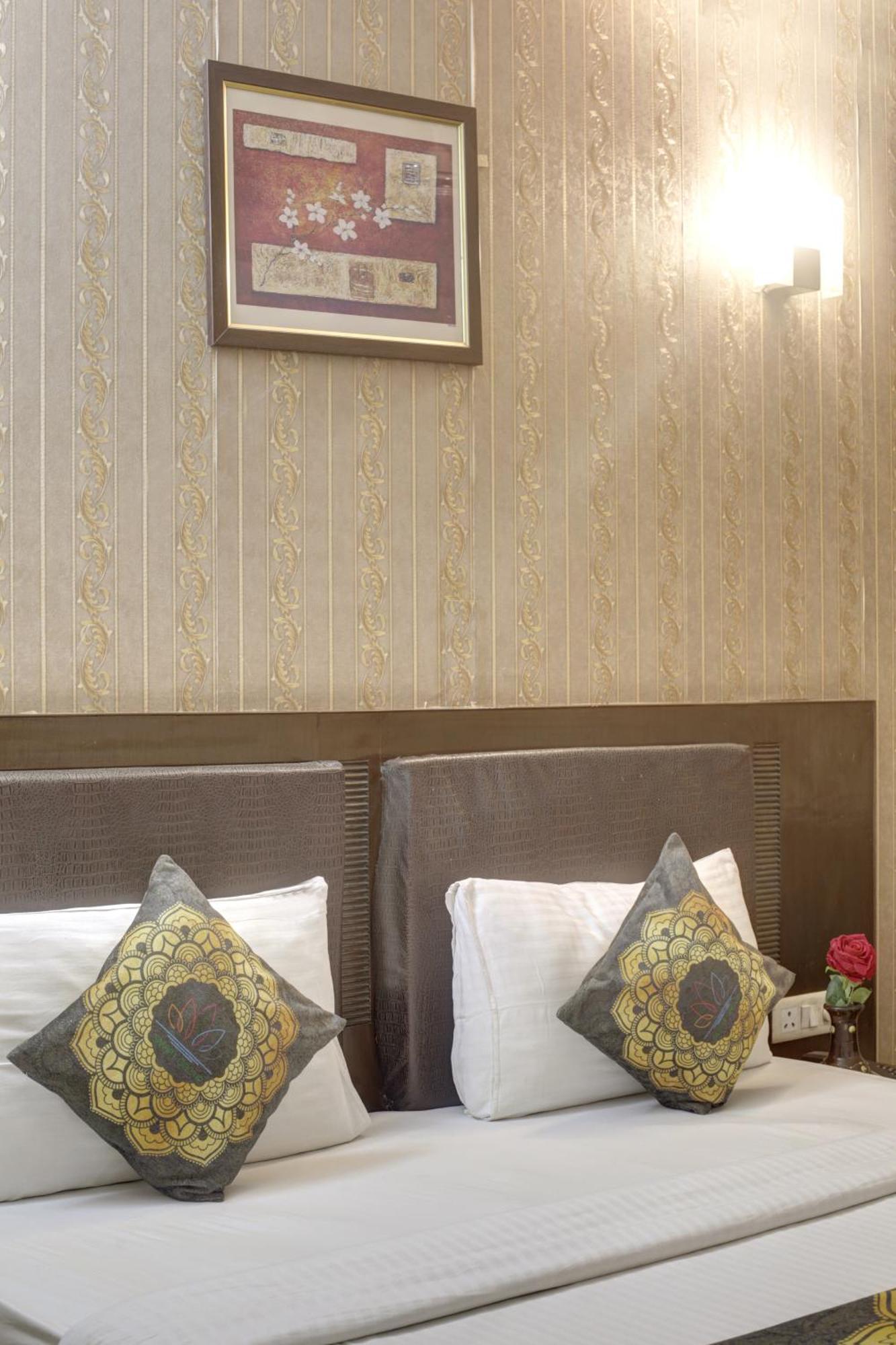 Hotel Venus Plaza Neu-Delhi Exterior foto
