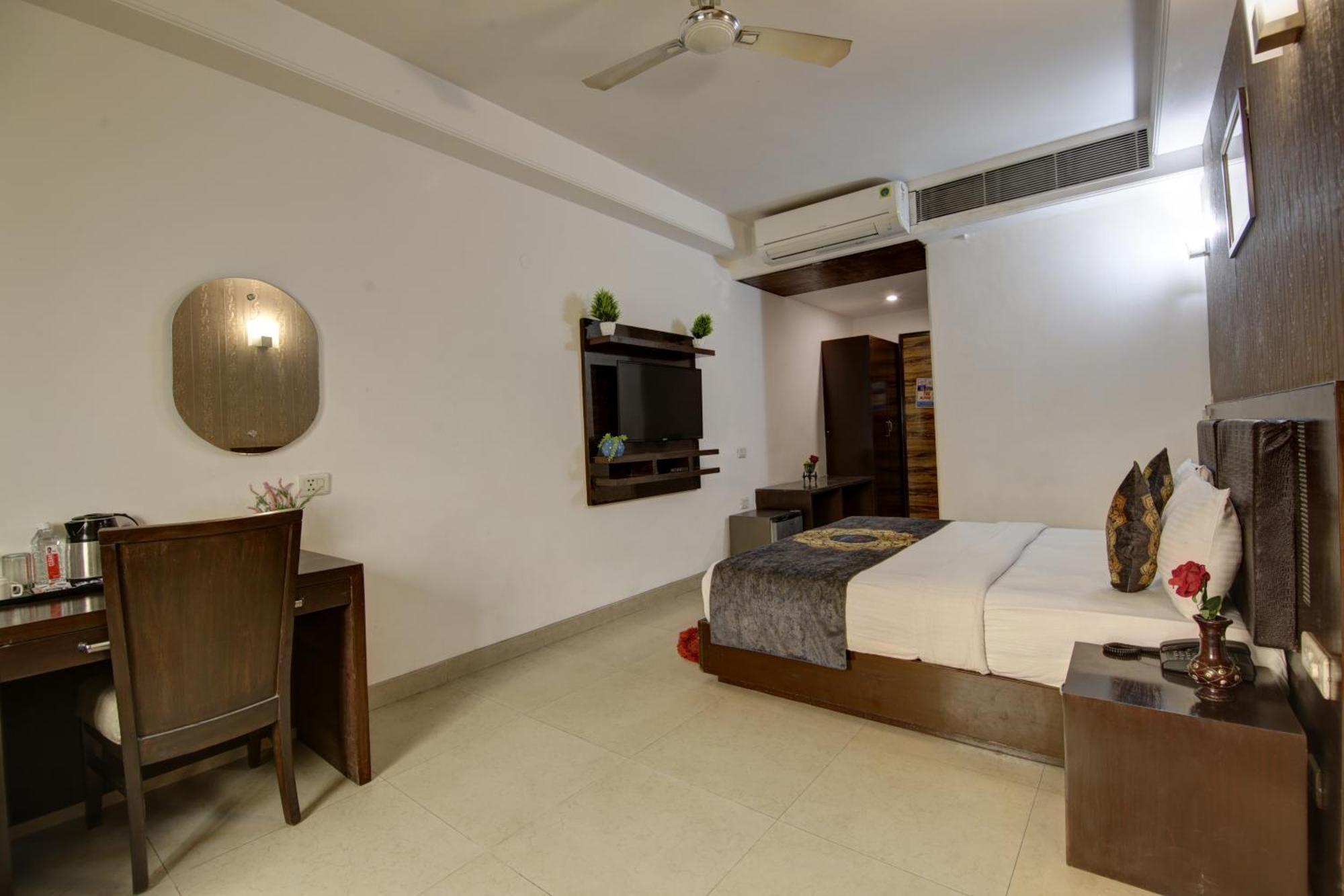 Hotel Venus Plaza Neu-Delhi Exterior foto