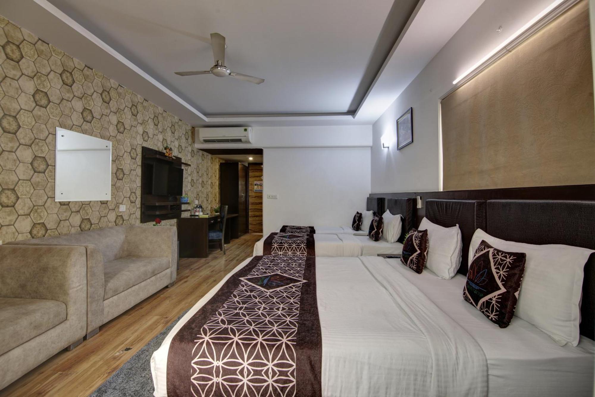 Hotel Venus Plaza Neu-Delhi Exterior foto