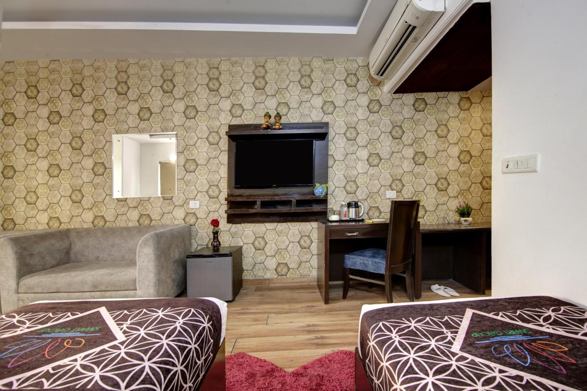Hotel Venus Plaza Neu-Delhi Exterior foto
